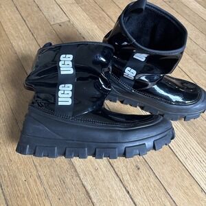 UGG Women's Classic Brellah Mini Boot 1144059 Size 6